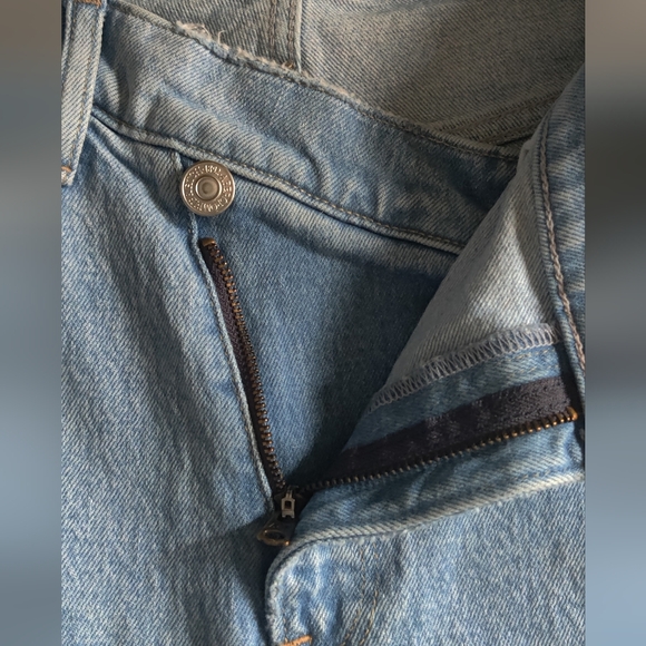 💛 Limited Time Sale💛Abercrombie & Fitch Sky Blue Denim Jeans - Picture 5 of 8